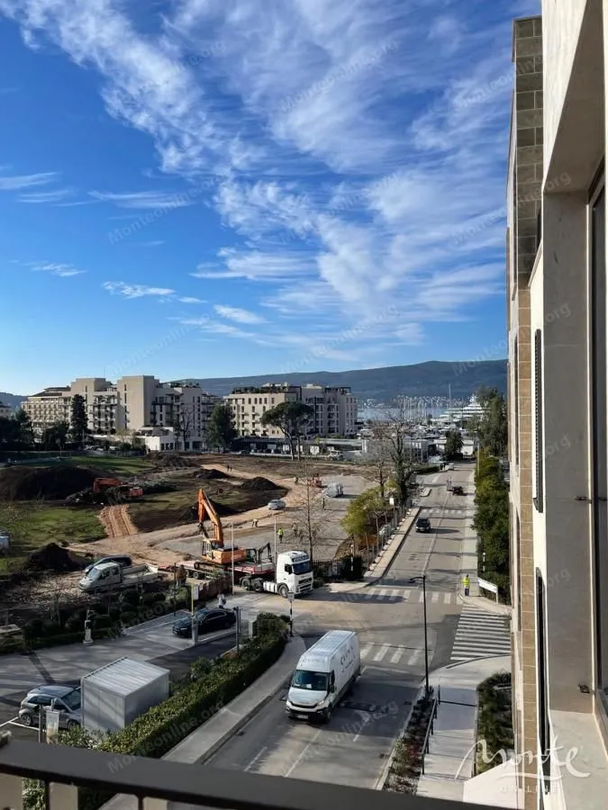 Prodaja, dvosoban stan, 90m², Porto Montenegro, Tivat
