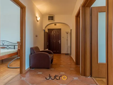 Prodaja, dvosoban stan, 77m², Podgorica, Crna Gora - image 7