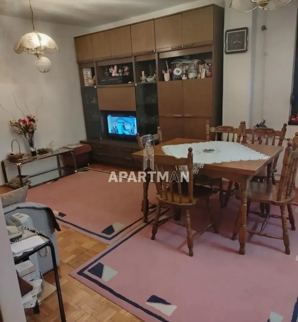 Prodaja, trosoban stan, 73m², Novi Beograd Blok 72, Novi Beograd Sve Podlokacije