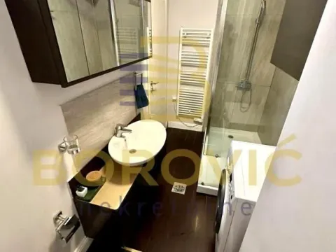 Rent, two bedroom apartment, 64m², Savski Venac, Beograd - image 12