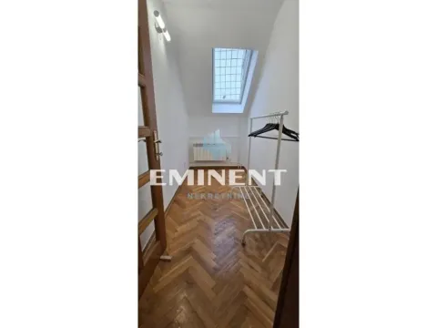 Izdavanje, trosoban stan, 97m², Slavija, Vračar Sve Podlokacije - image 8