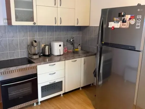 Izdavanje, jednosoban stan, 45m², City Kvart, Podgorica - image 4