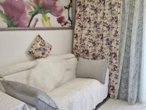 Sale, studio apartment, 24m², Bečići, Budva - image 1