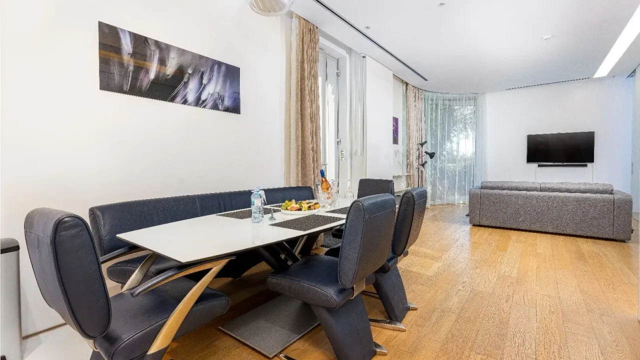 Prodaja, jednosoban stan, 97m², Budva, Crna Gora