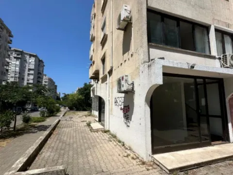 Sale, office space, 32m², Centar, Bar - image 2