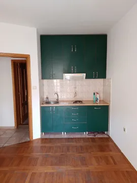 Poslovni prostor in Preko Morače