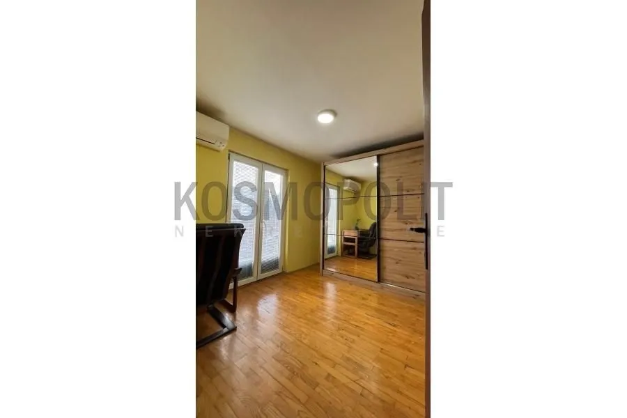 Prodaja, trosoban stan, 58m², Lion, Zvezdara Sve Podlokacije