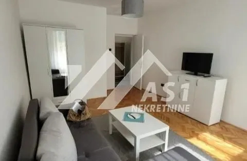 Izdavanje, jednosoban stan, 43m², Sajam, Novi Sad Sve Podlokacije - image 3