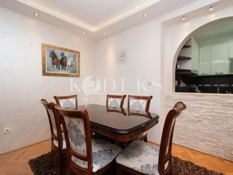 Sale, two bedroom apartment, 74m², Stara Varoš, Podgorica - image 4