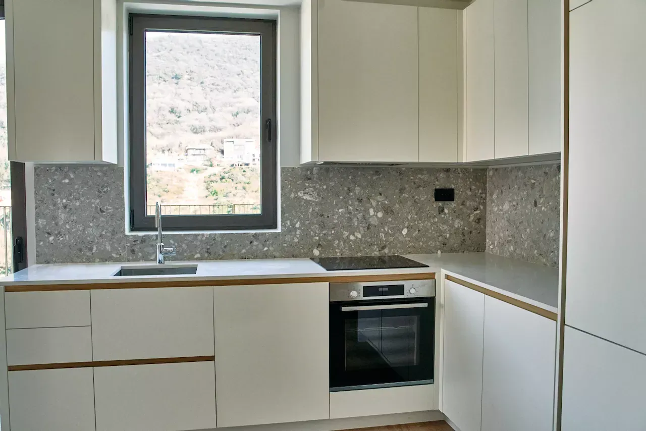 Prodaja, dvosoban stan, 102m², Porto Montenegro, Tivat