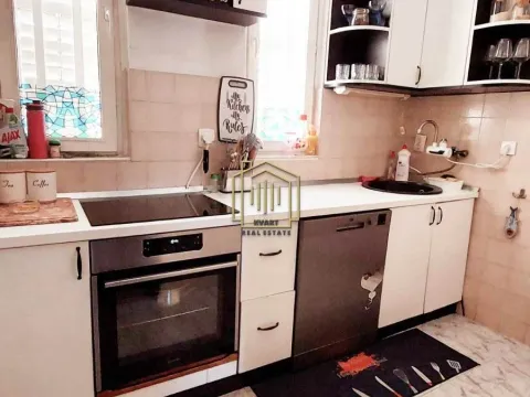 Prodaja, četvorosoban stan, 127m², Vezirov Most, Podgorica - image 12