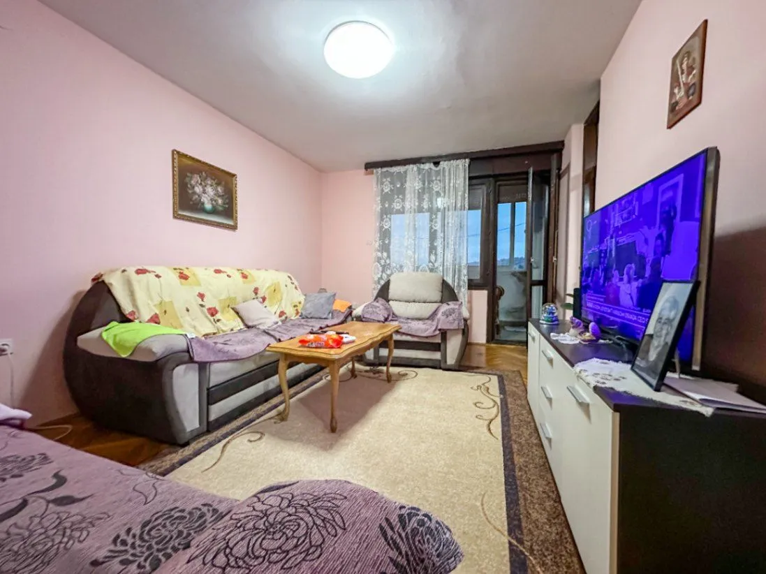 Prodaja, dvosoban stan, 76m², Blok 6, Podgorica