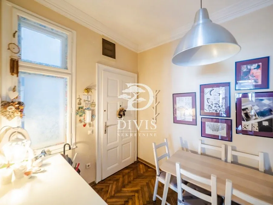 Sale, two bedroom apartment, 57m², Cvetni Trg, Vračar Sve Podlokacije