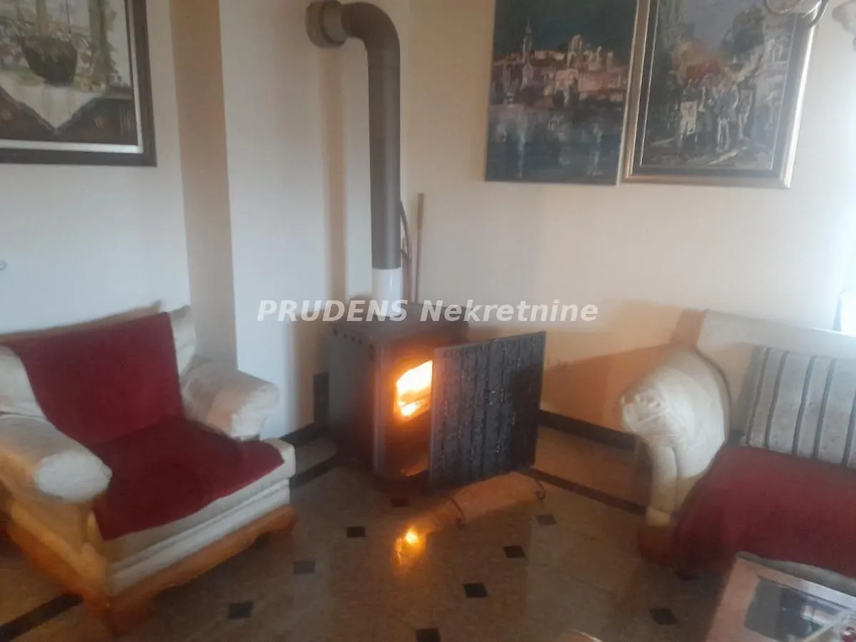 Sale, house, 190m², Surčin, Beograd