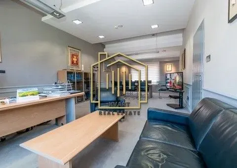 Izdavanje, poslovni prostor, 250m², Gornja Gorica, Podgorica - image 14