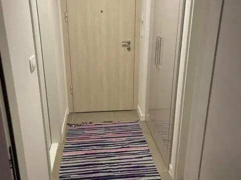 Izdavanje, dvosoban stan, 65m², Stari Aerodrom, Podgorica - image 3