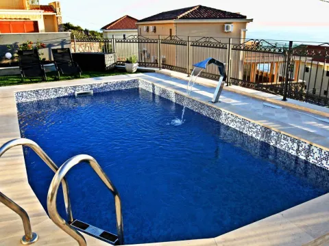 Rent, house, 153m², Krimovica, Kotor - image 15