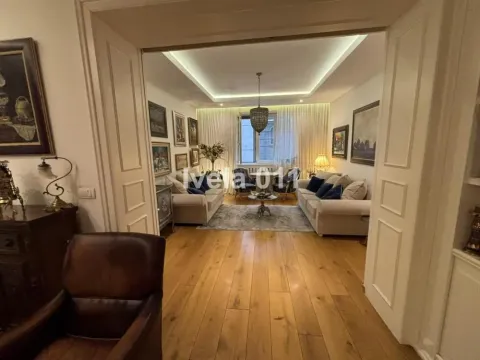 Sale, three bedroom apartment, 95m², Stari Grad, Beograd - image 2