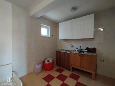 Prodaja, kuća, 204m², Boleč, Grocka - image 18