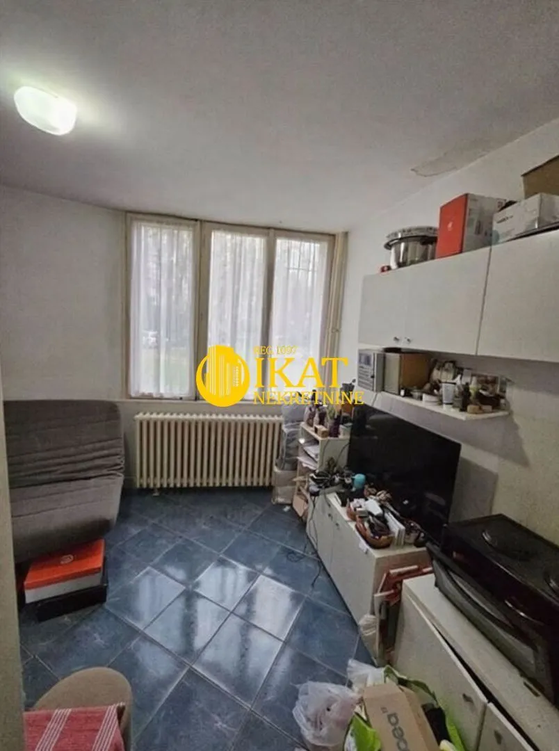 Sale, apartment, 16m², Stari Grad, Beograd