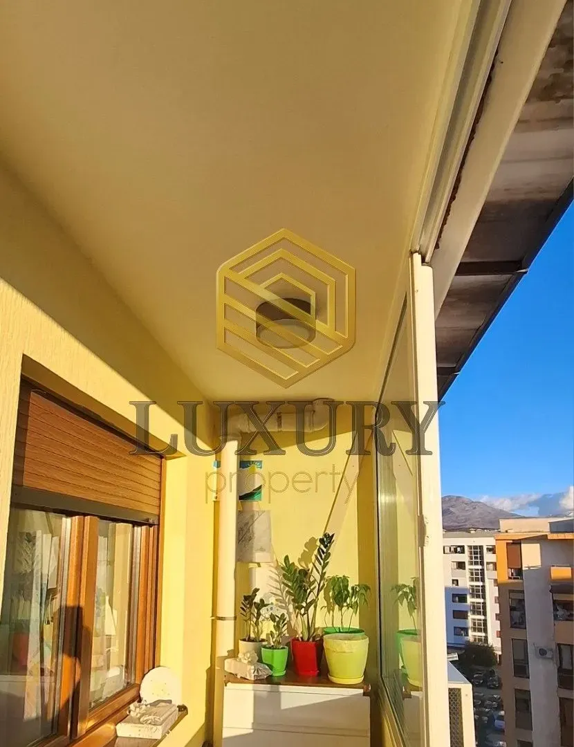 Prodaja, dvosoban stan, 67m², Stari Aerodrom, Podgorica