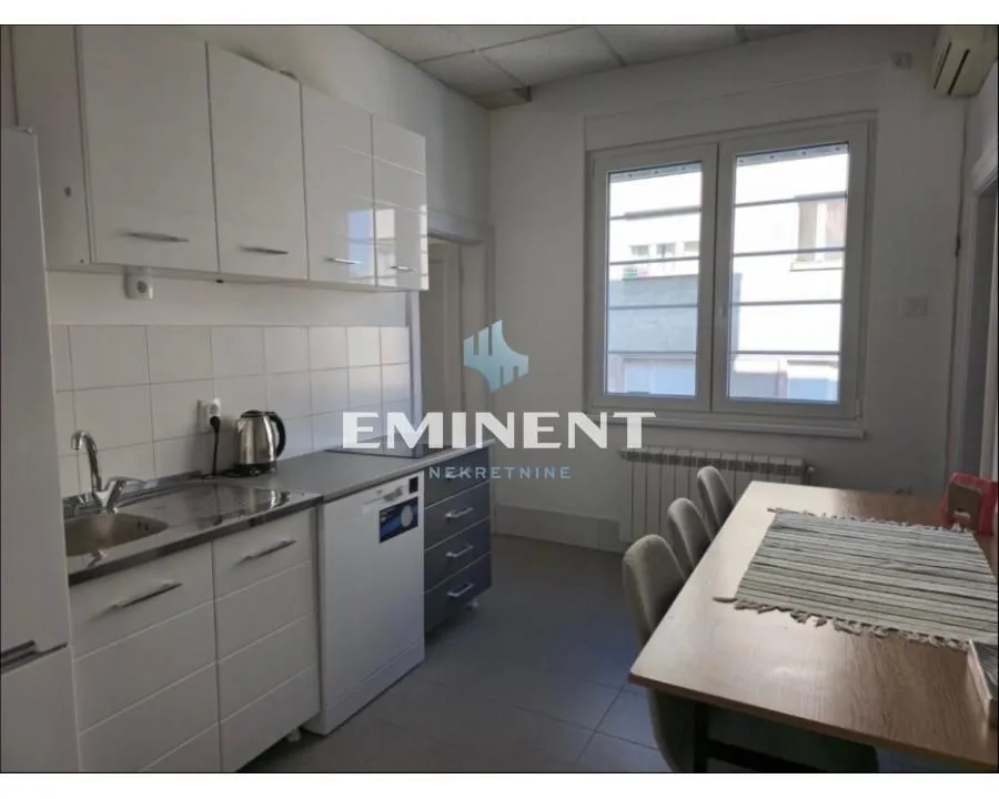 Rent, apartment, 135m², Stari Grad, Beograd