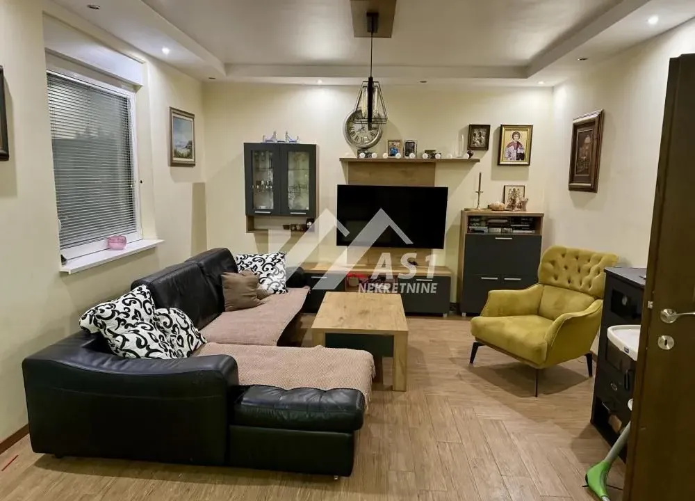 Rent, house, 250m², Adice, Novi Sad Sve Podlokacije