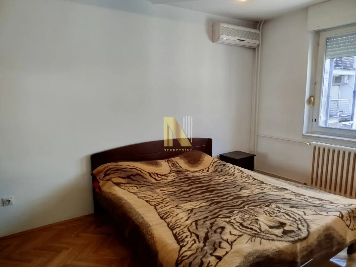 Prodaja, trosoban stan, 101m², Bulevar Oslobodjenja, Novi Sad Sve Podlokacije
