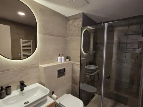 Izdavanje, trosoban stan, 70m², Karaburma, Palilula Sve Podlokacije - image 14