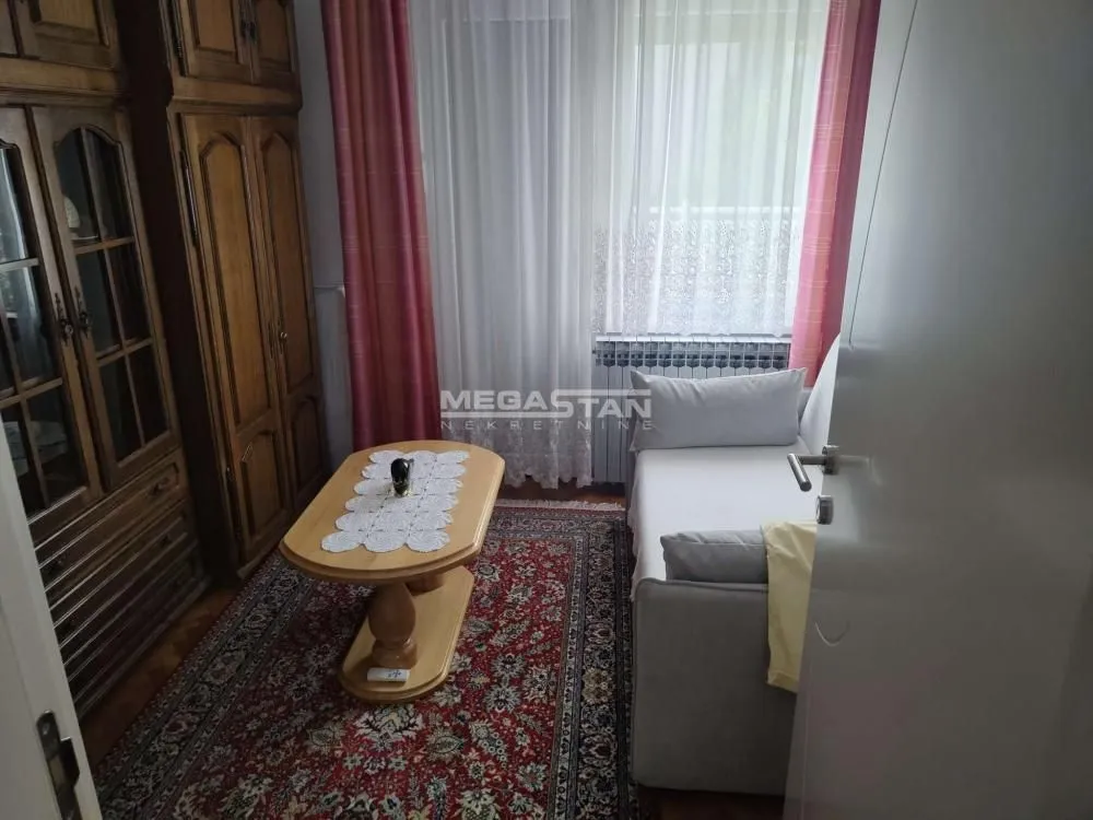 Prodaja, kuća, 280m², Leštane, Grocka