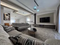 Izdavanje, trosoban stan, 180m², Vranići, Podgorica - image 4