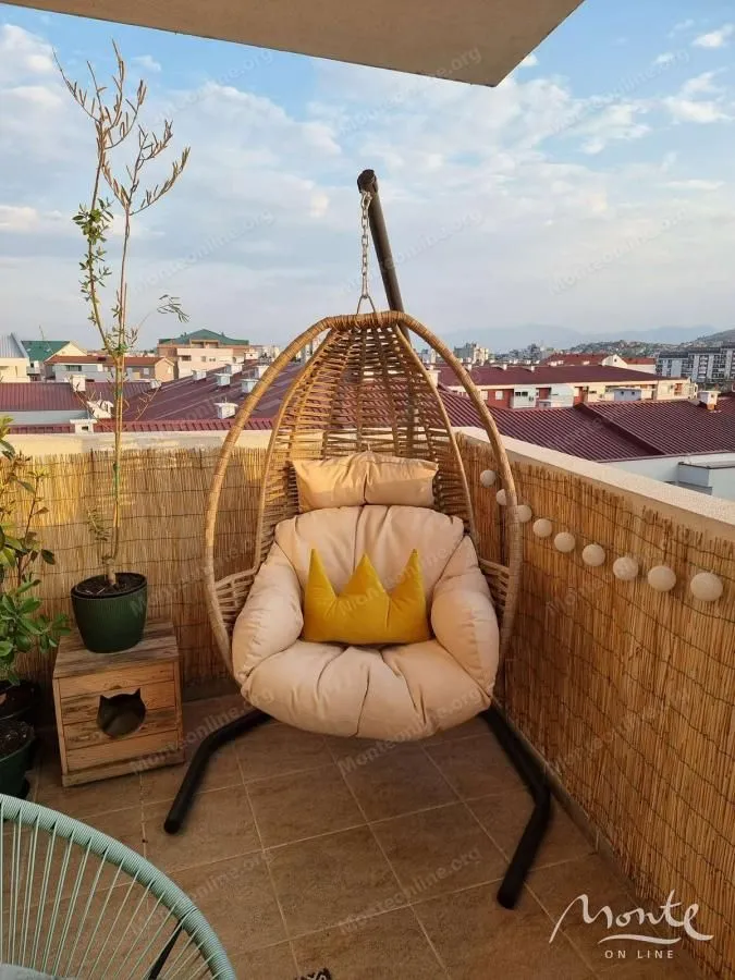 Prodaja, dvosoban stan, 61m², Ljubović, Podgorica