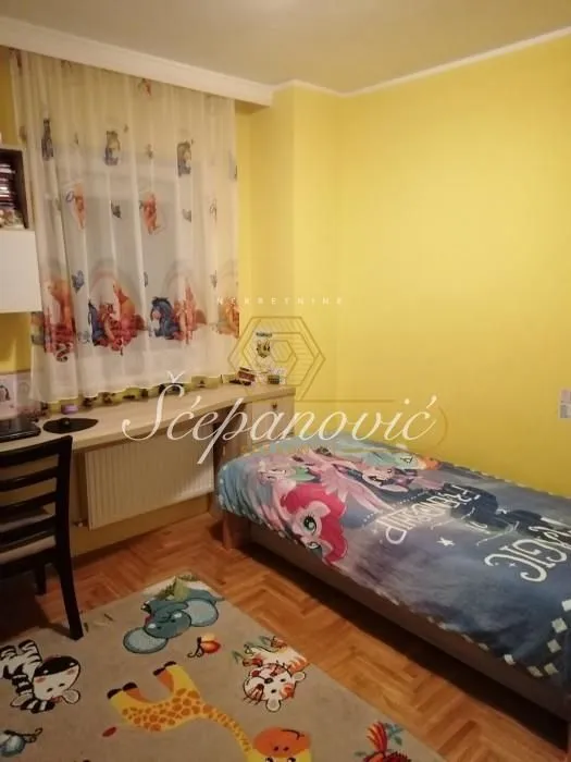 Prodaja, četvorosoban stan, 75m², Telep severni, Novi Sad Sve Podlokacije