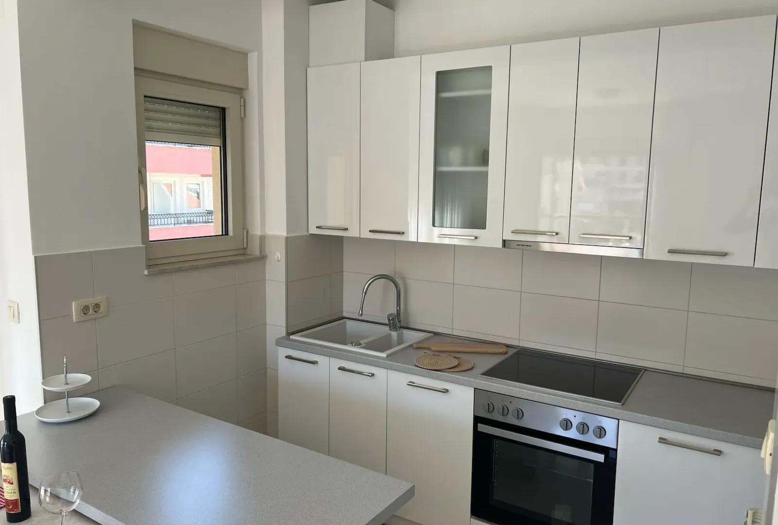 Rent, one bedroom apartment, 52m², Centar, Budva