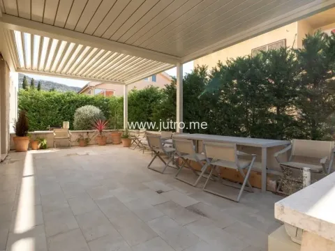 Prodaja, dvosoban stan, 103m², Tivat, Crna Gora - image 12