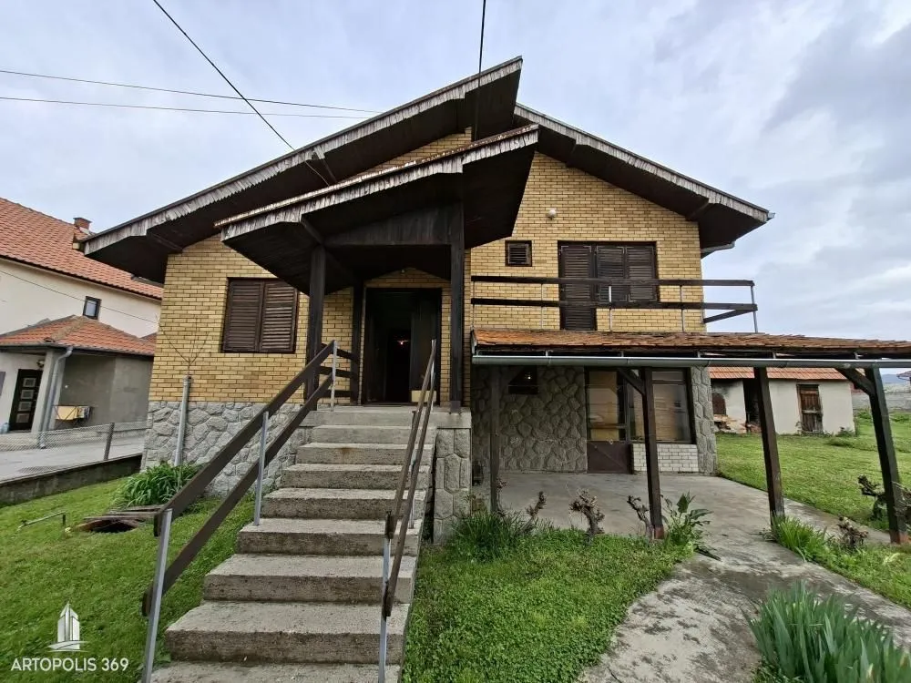 Prodaja, kuća, 130m², Lazarevac, Beograd