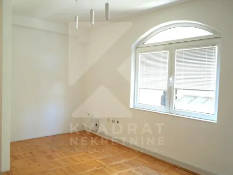 Rent, office space, 164m², Centar, Podgorica - image 4