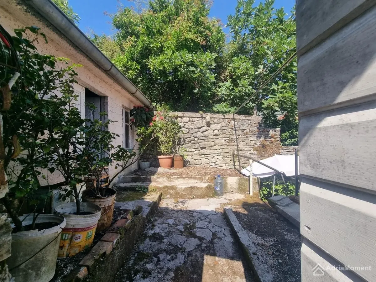 Sale, house, 91m², Kostanjica, Kotor