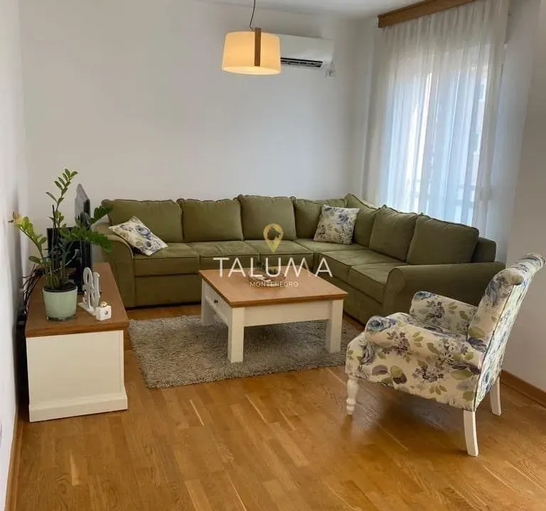 Rent, one bedroom apartment, 53m², City Kvart, Podgorica