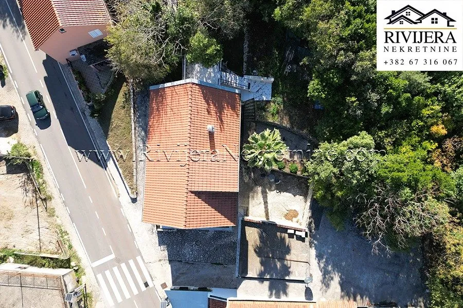 Prodaja, kuća, 240m², Radovići, Tivat