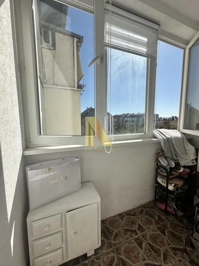 Prodaja, garsonjera, 23m², Bulevar Oslobodjenja, Novi Sad Sve Podlokacije