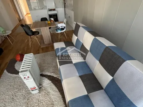 Prodaja, jednosoban stan, 43m², Centar, Stara Pazova - image 5