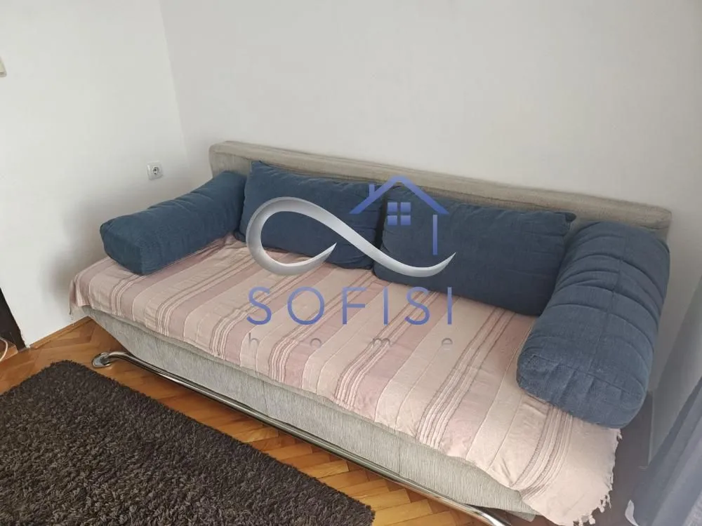 Izdavanje, jednosoban stan, 36m², Centar, Novi Sad
