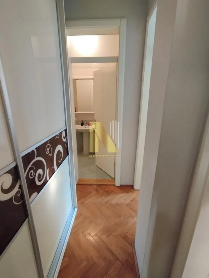 Prodaja, trosoban stan, 77m², Liman 1, Novi Sad Sve Podlokacije