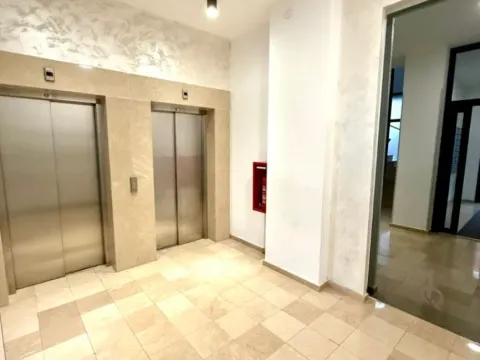 Izdavanje, jednosoban stan, 50m², Master Kvart, Podgorica - image 9