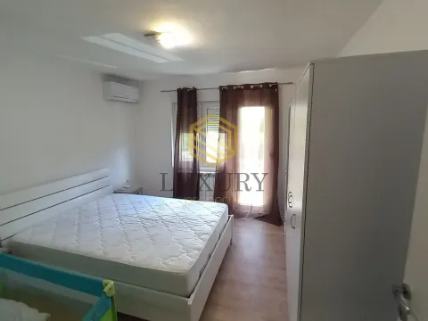 Rent, house, 100m², Tološi, Podgorica - image 9