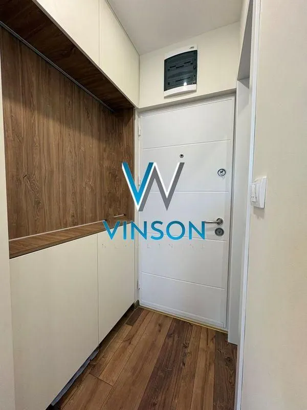 Izdavanje, stan, 27m², Centar, Novi Sad