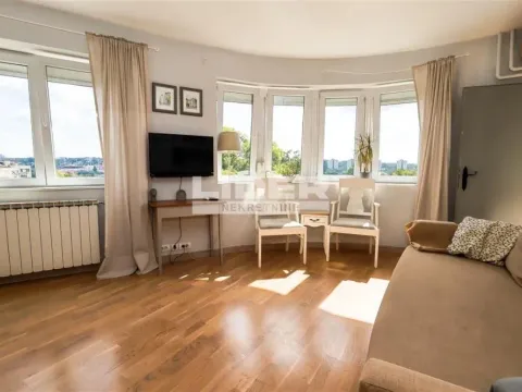 Rent, one bedroom apartment, 47m², Neimar, Vračar Sve Podlokacije - image 2