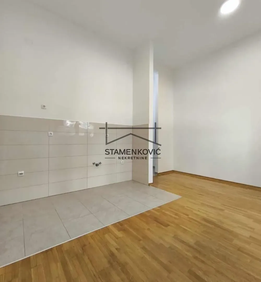 Prodaja, stan, 23m², Socijalno, Novi Sad Sve Podlokacije