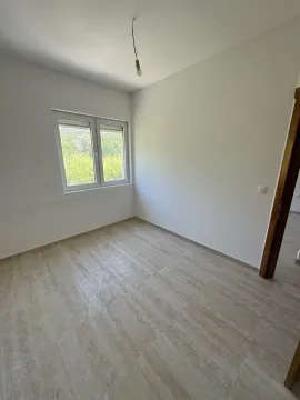 Rent, two bedroom apartment, 53m², Radanovići, Kotor - image 8